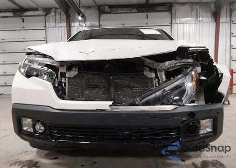 2017 Honda Ridgeline Rtl-E z USA, uszkodzony, nr VIN 5FPYK3F71HB034410